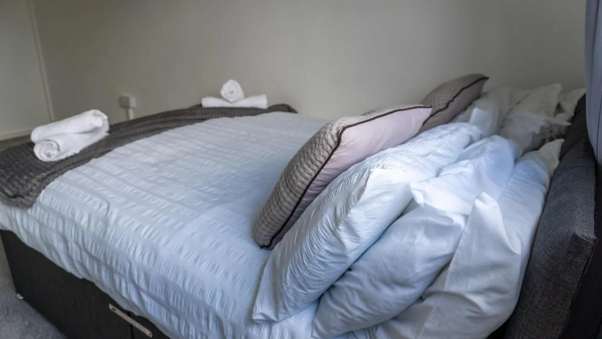 2 Bed City Centre Flat - Relocators - Professional 利兹 0*,  英国
